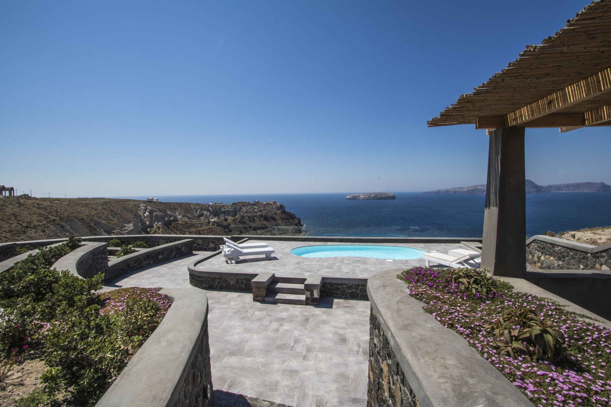 Our Santorini Akrotírion
