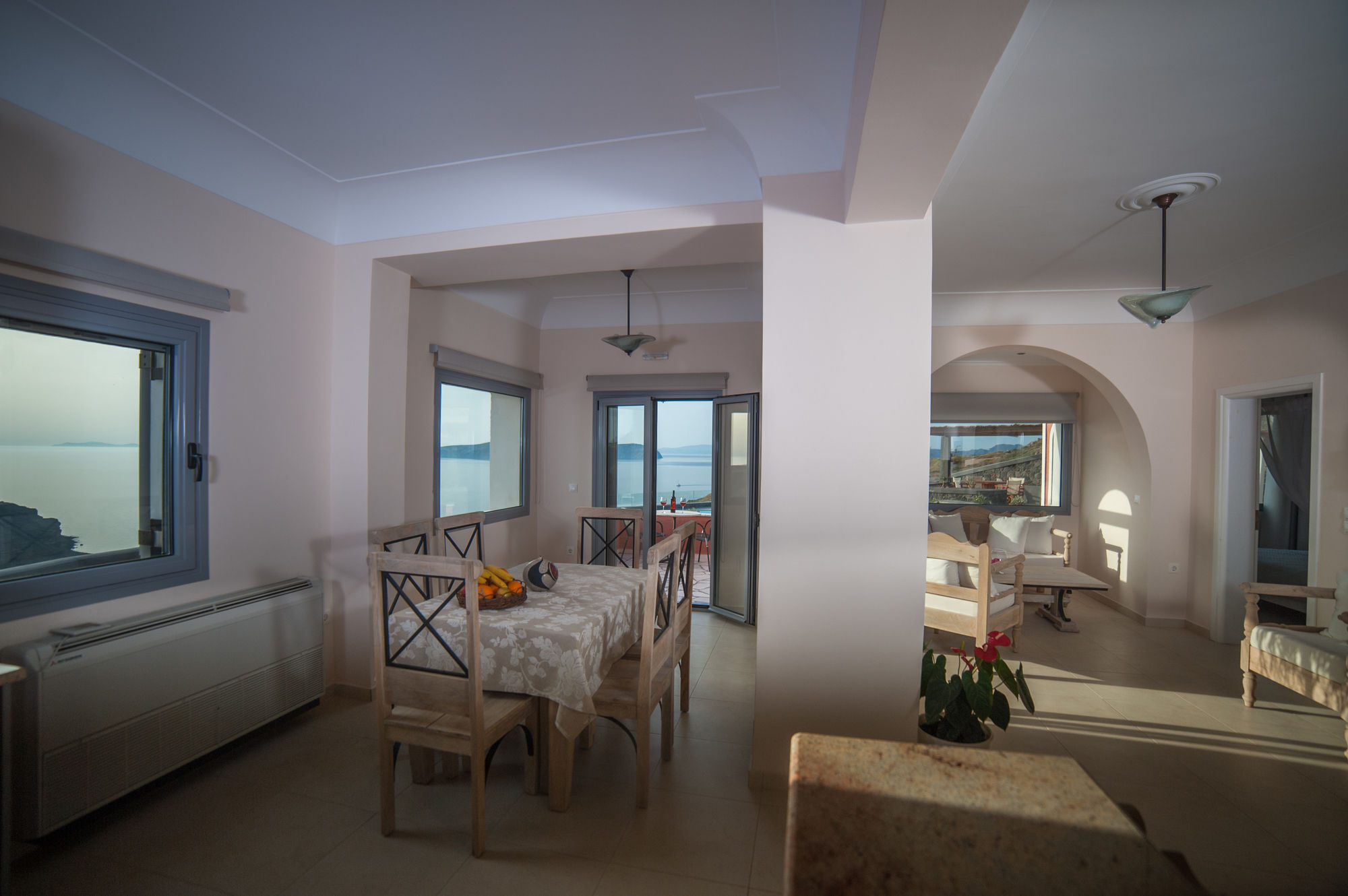 Our Santorini Villa Akrotírion